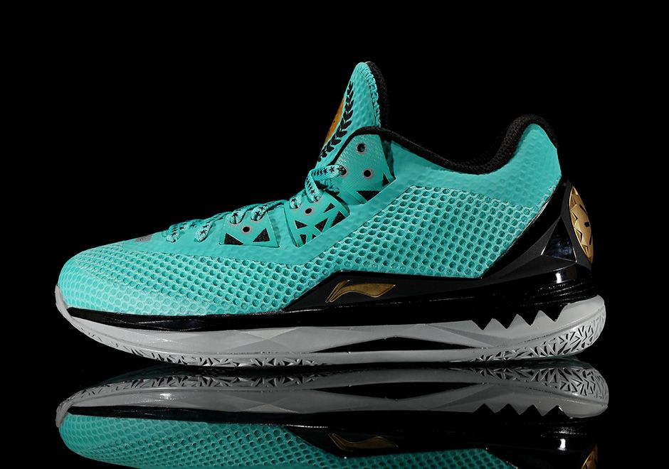 Dwyane Wade Basketball Shoes
